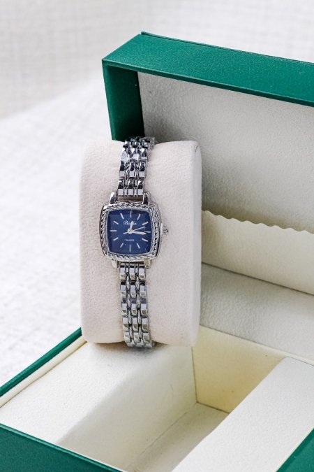 ساعات ناعمة ومميزة